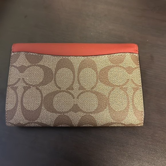 Coach Klein Wallet in Blocked Signature Canvas - Picture 2 of 6